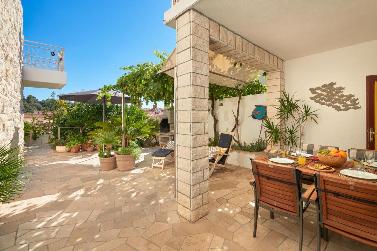 Green Oasis Đảo Hvar Ngoại thất bức ảnh