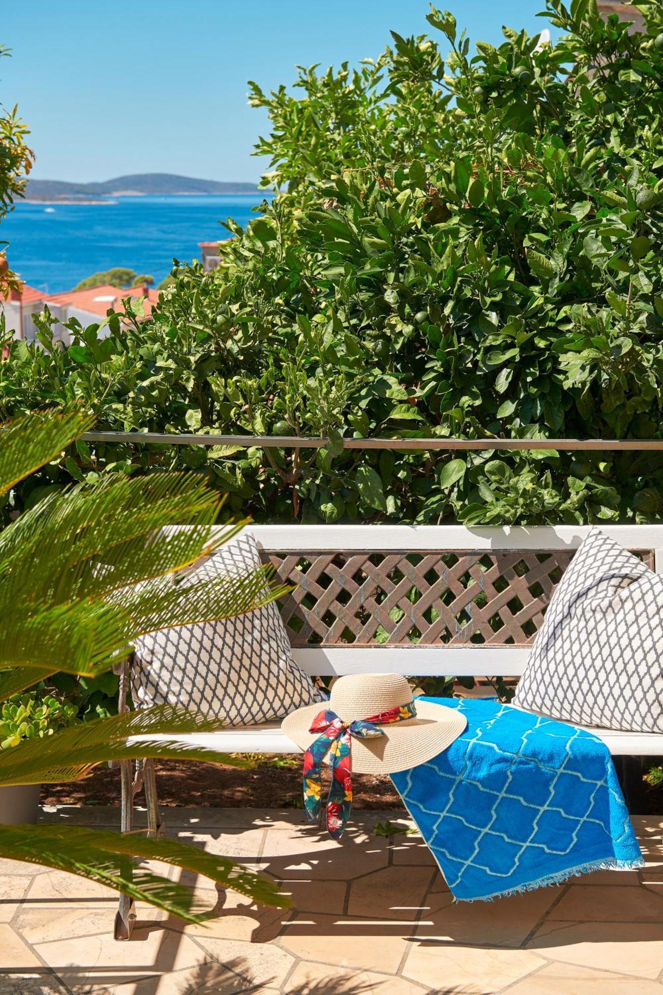 Green Oasis Đảo Hvar Ngoại thất bức ảnh