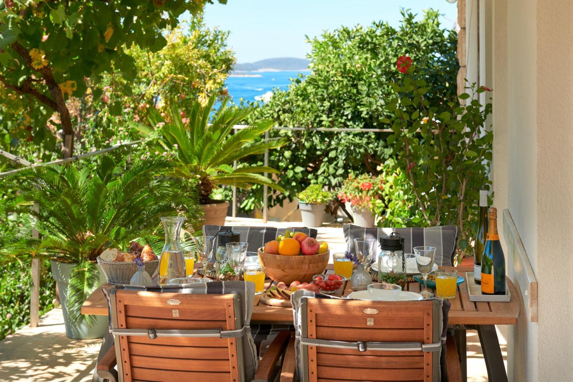 Green Oasis Đảo Hvar Ngoại thất bức ảnh